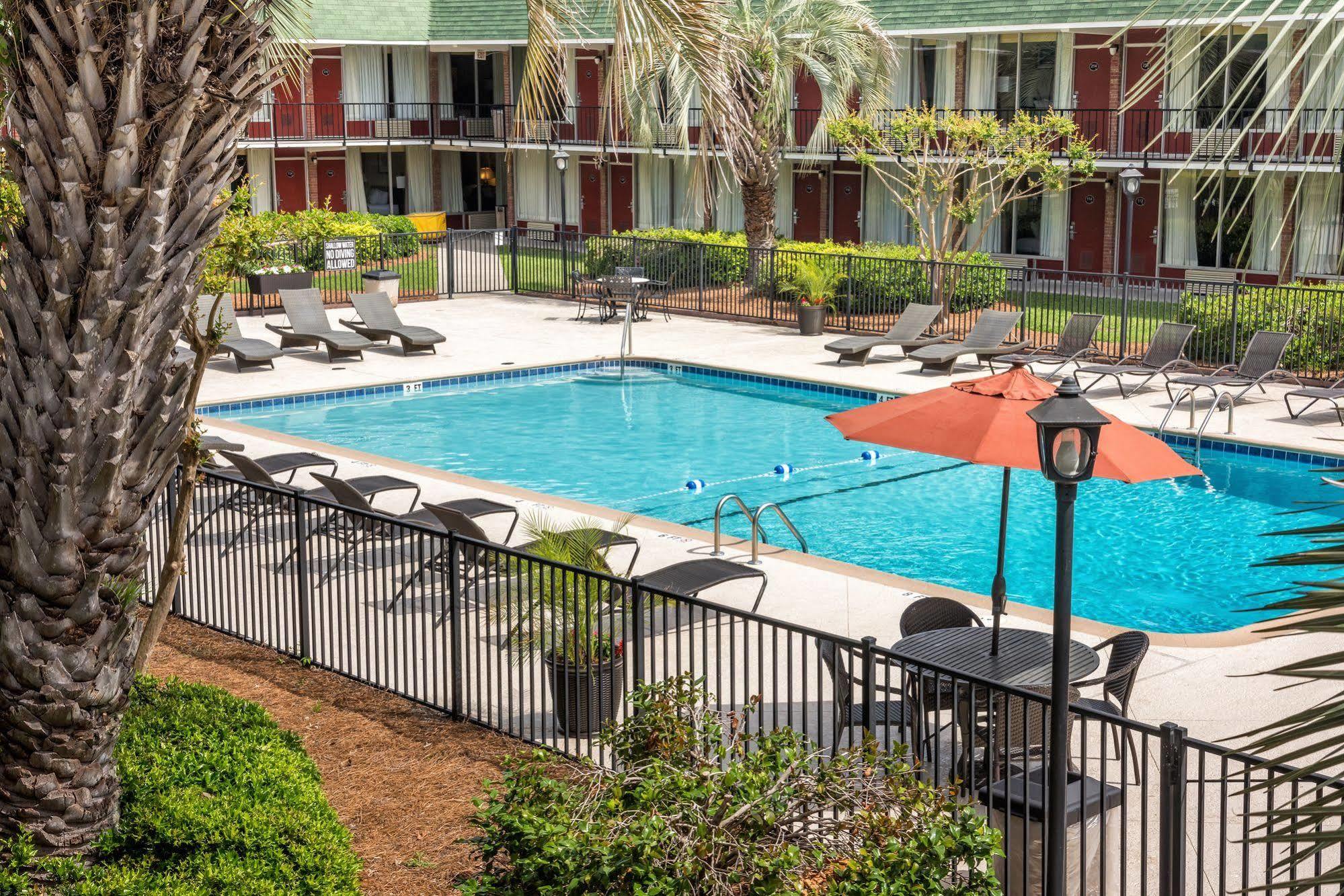 North Charleston Inn Εξωτερικό φωτογραφία