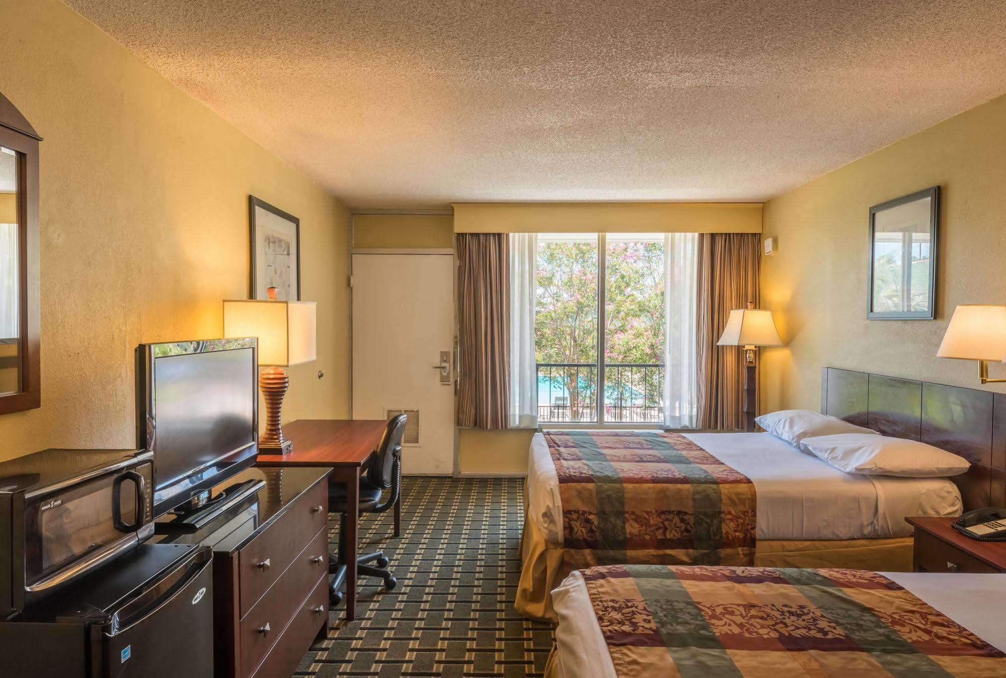 North Charleston Inn Εξωτερικό φωτογραφία